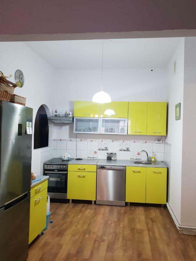 Apartament Danusia Appartement Jelenia Góra Buitenkant foto